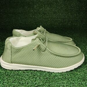 Unbranded Loafers Women 36 Green Corduroy Ribbed Slip On Moccasins Bungee Laces